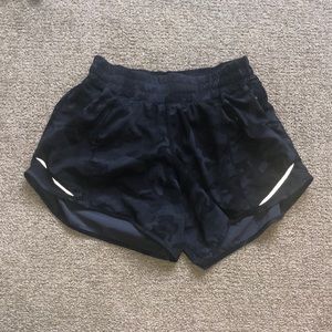 lululemon hotty hot shorts